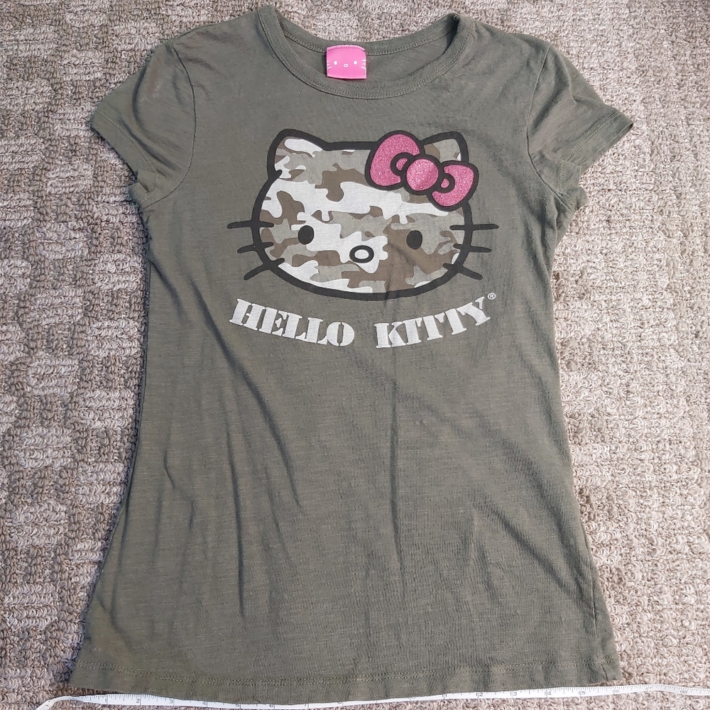 Hello Kitty t-shirt - Picture 2 of 7